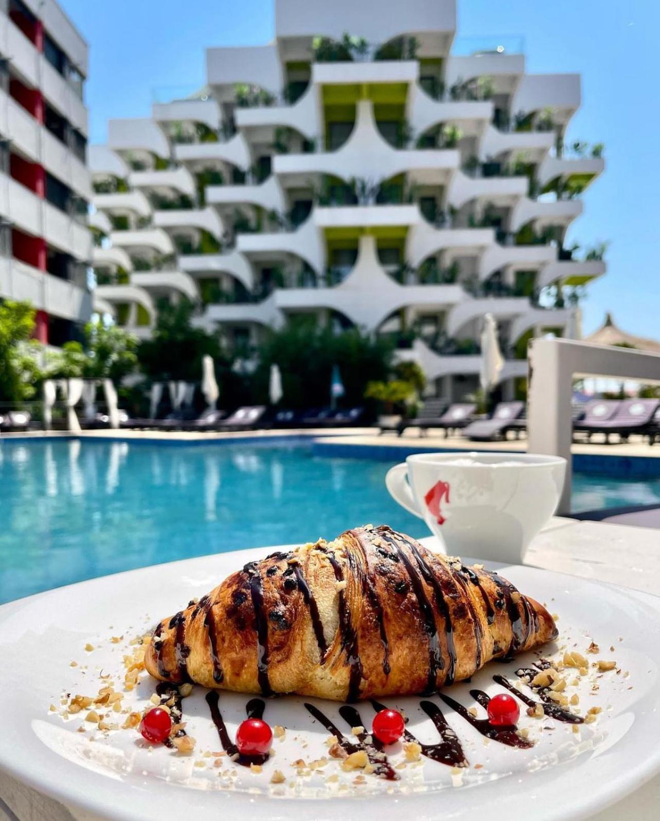 Donny Luxury Apartment Năvodari المظهر الخارجي الصورة