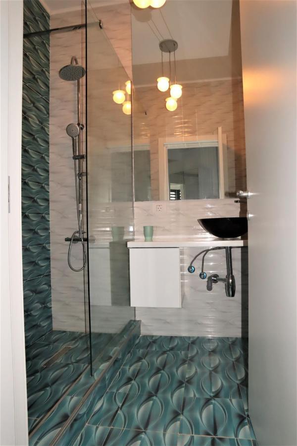Donny Luxury Apartment Năvodari المظهر الخارجي الصورة